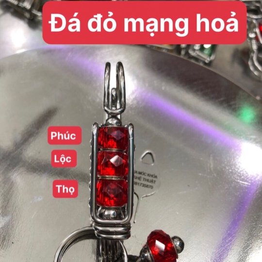 Móc Khóa Đá Đỏ Mạng Hỏa